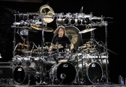 Mike Mangini im Drummer-Olymp