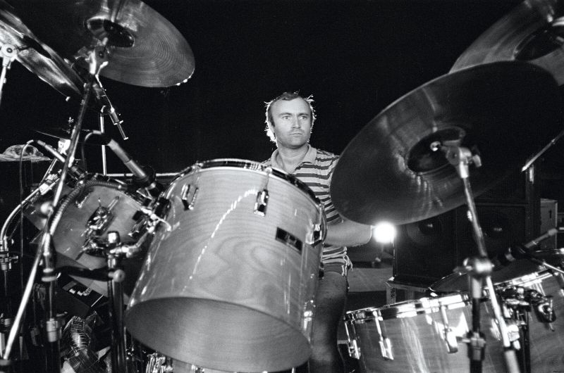 Phil Collins am Drumset