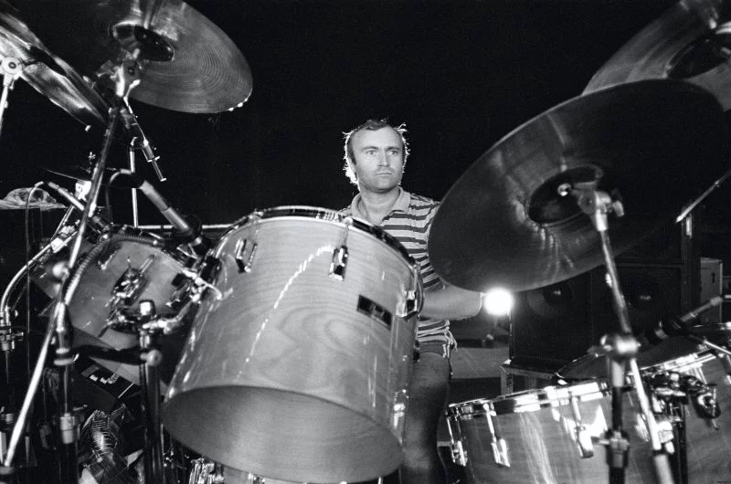 Phil Collins am Schlagzeug